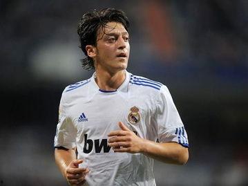 厄齐尔最新爆料消息,职业生涯转折与足球世界幕后真相 第1张 厄齐尔最新爆料消息,职业生涯转折与足球世界幕后真相 第1张